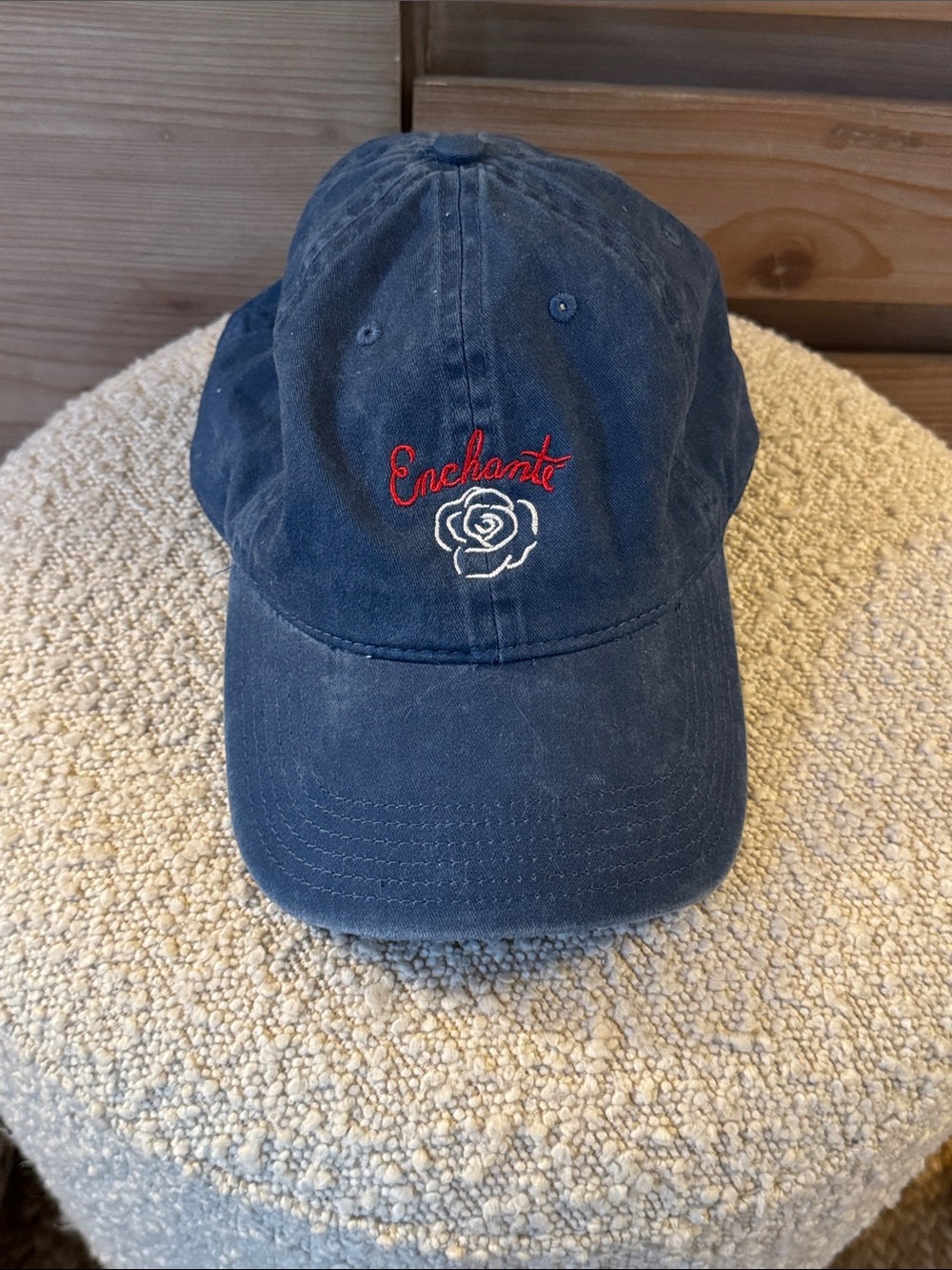 Enchante by Daniel Ricciardo Rose Hat
